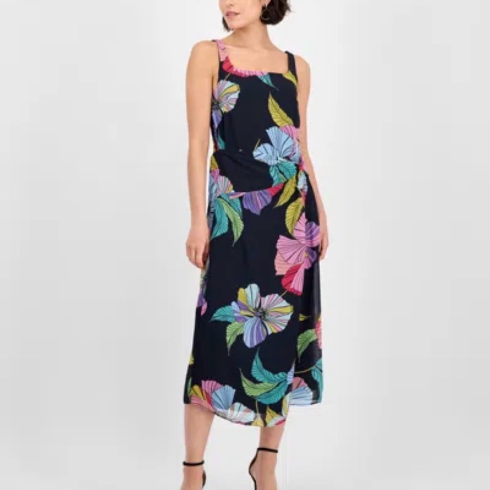 Robbie Bee Navy Floral Midi Dress
